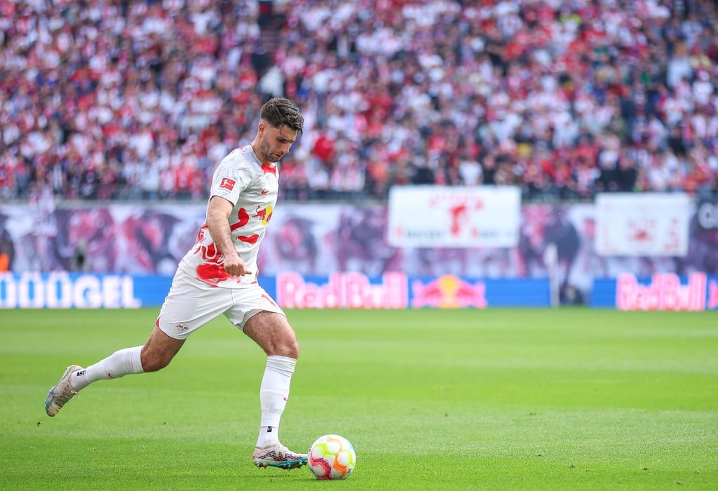 Leipzigs Dominik Szoboszlai am Ball.