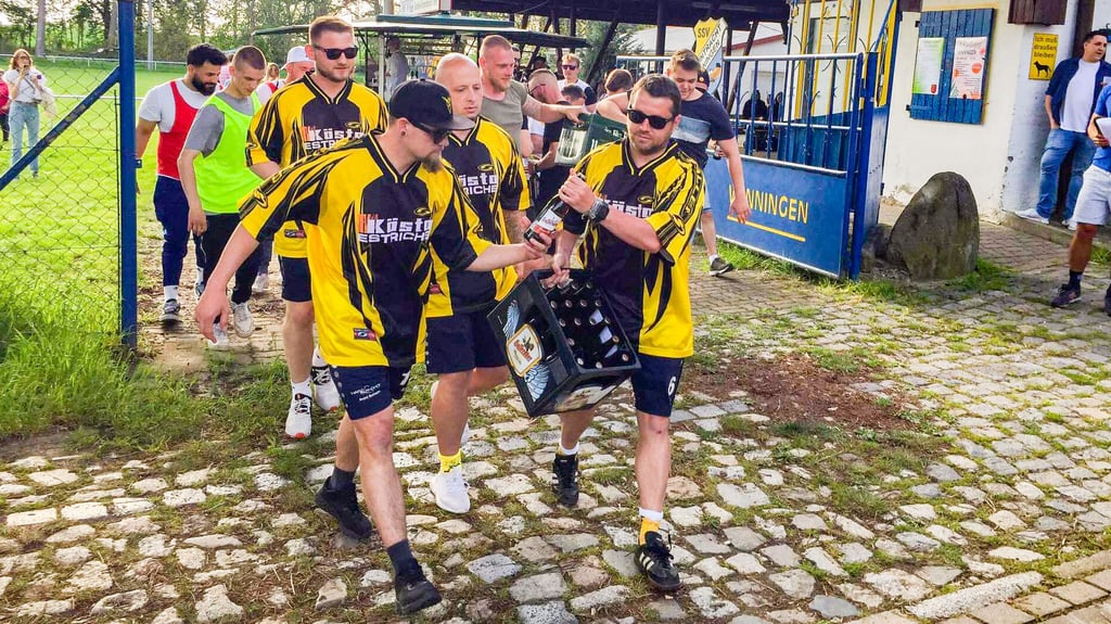 Start zum elften Bierathlon in Winningen.