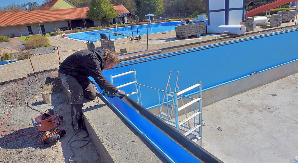Im Mühlenbad Großörner wird das Schwimmerbecken saniert.
