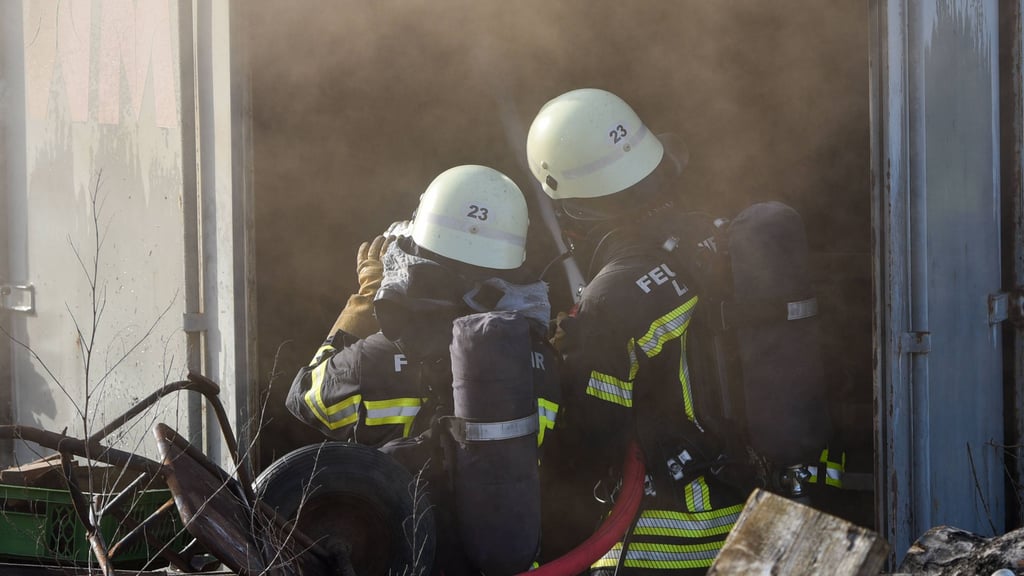 Die Leipziger Feuerwehr musste einen Brand in der Könneritzstra0e löschen.