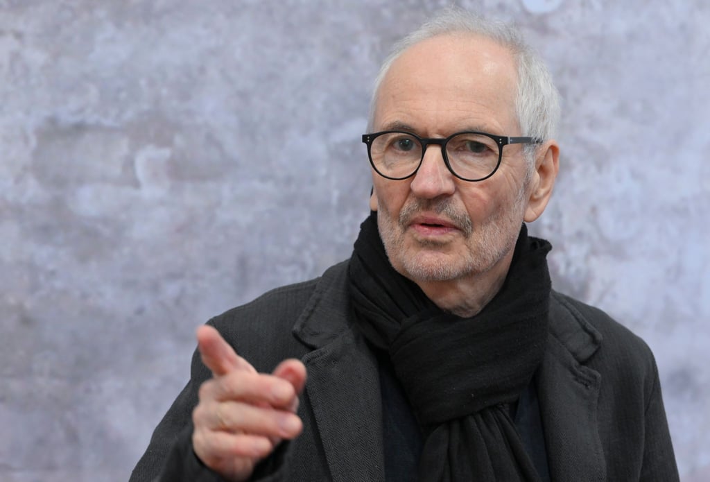 Eugen Ruge legt mit „Pompeji“ einen Roman vor, der auch Fragen an die Gegenwart stellt.