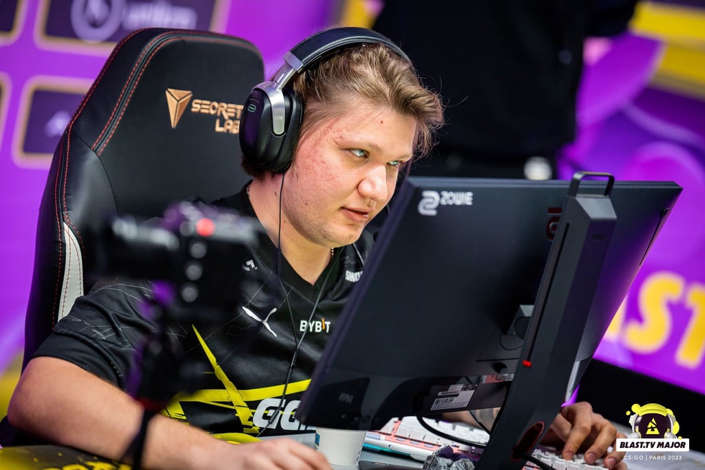 CS:GO-Star s1mple gelang in der Legends Stage des Blast CS:GO-Majors ein persönlicher Negativrekord.