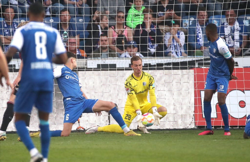 Wird wohl auch in Darmstadt das Tor des 1. FC Magdeburg hüten: Tim Boss.