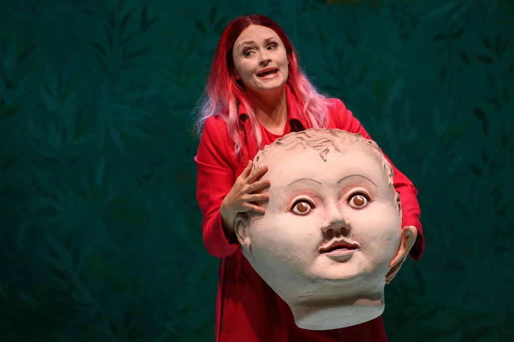 "Alice im Wunderland" im Magdeburger Opernhaus.