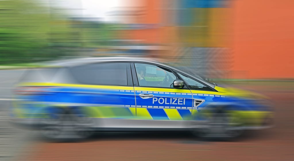 Die Polizei Halle wurde Mittwoch in die Rannische Straße gerufen. Dort hatte eine Frau aus Frust bei ihrer ehemaligen Arbeitgeberin gewütet.