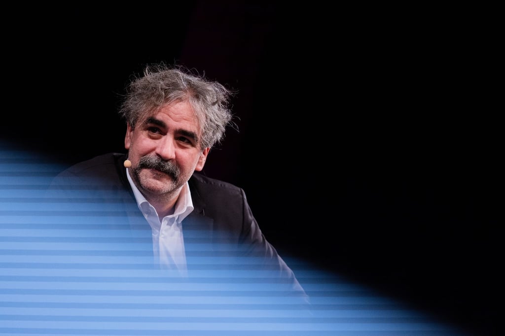 Deniz Yücel im Rahmen des Literaturfestivals lit.Cologne Spezial im Funkhaus.
