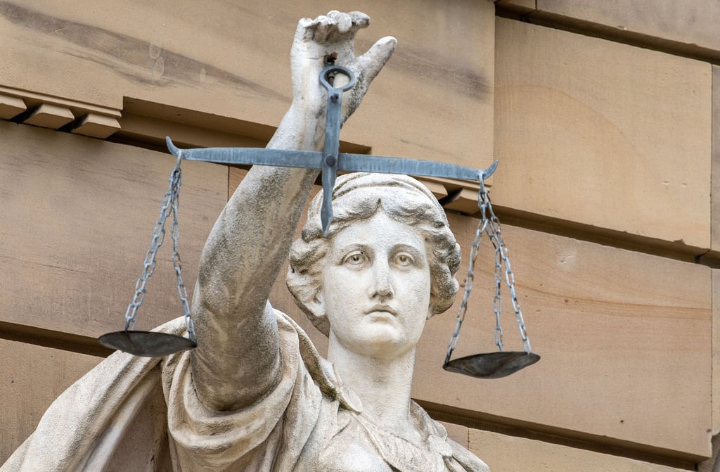 Eine Statue der Göttin Justitia.