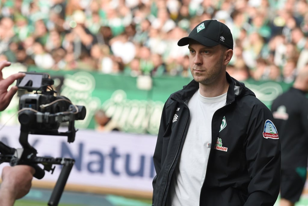 Ole Werner auf dem weg zum Interview.
