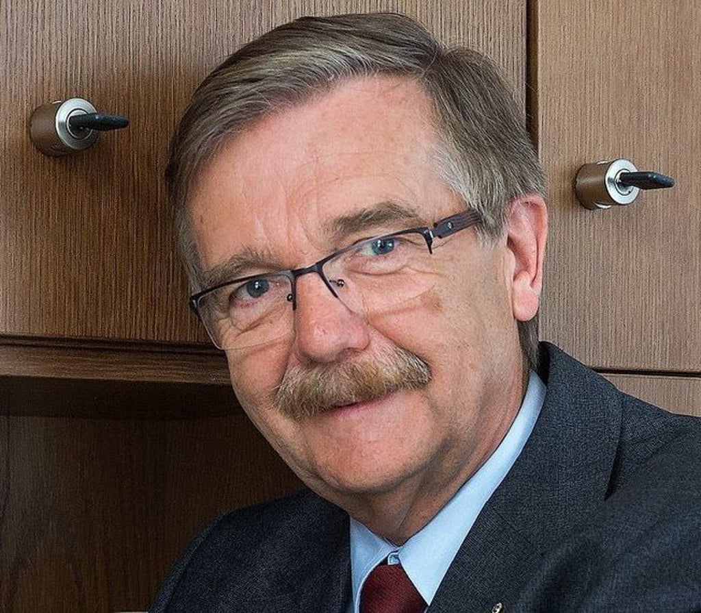 Peter Kunert im letzten seiner 25 Dienstjahre als Querfurts Bürgermeister.