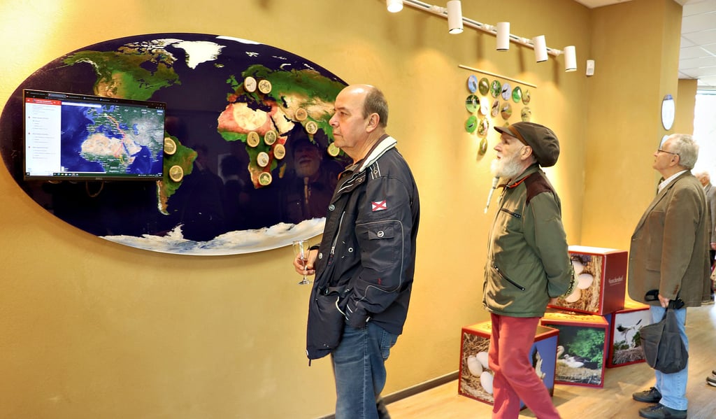 Die geladenen Gäste konnten sich als erste ein Bild von der Ausstellung im neuen Bildungszentrum in Loburg machen. 