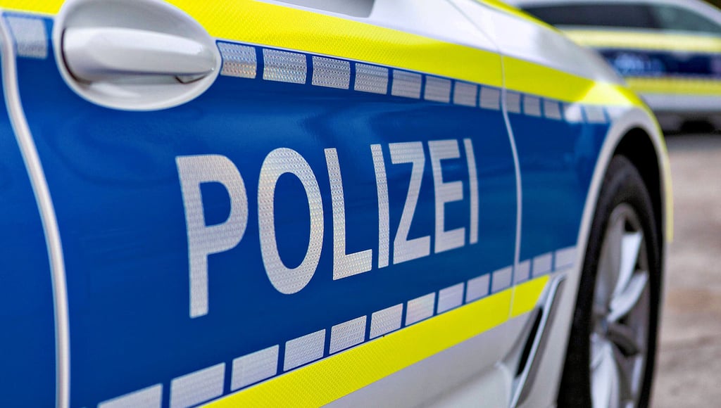 Die Polizei stellt die Suche nach vermissten Personen erst dann endgültig ein, wenn deren Schicksal geklärt werden konnte (Symbolfoto).