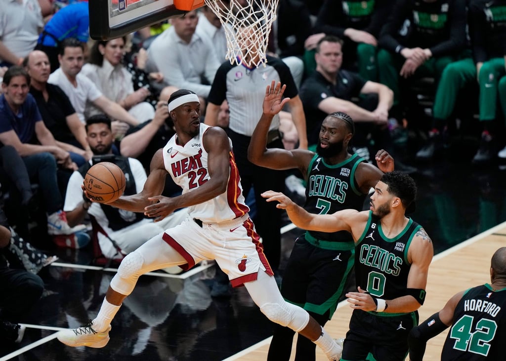 Jimmy Butler (22) von der Miami Heat in Aktion.