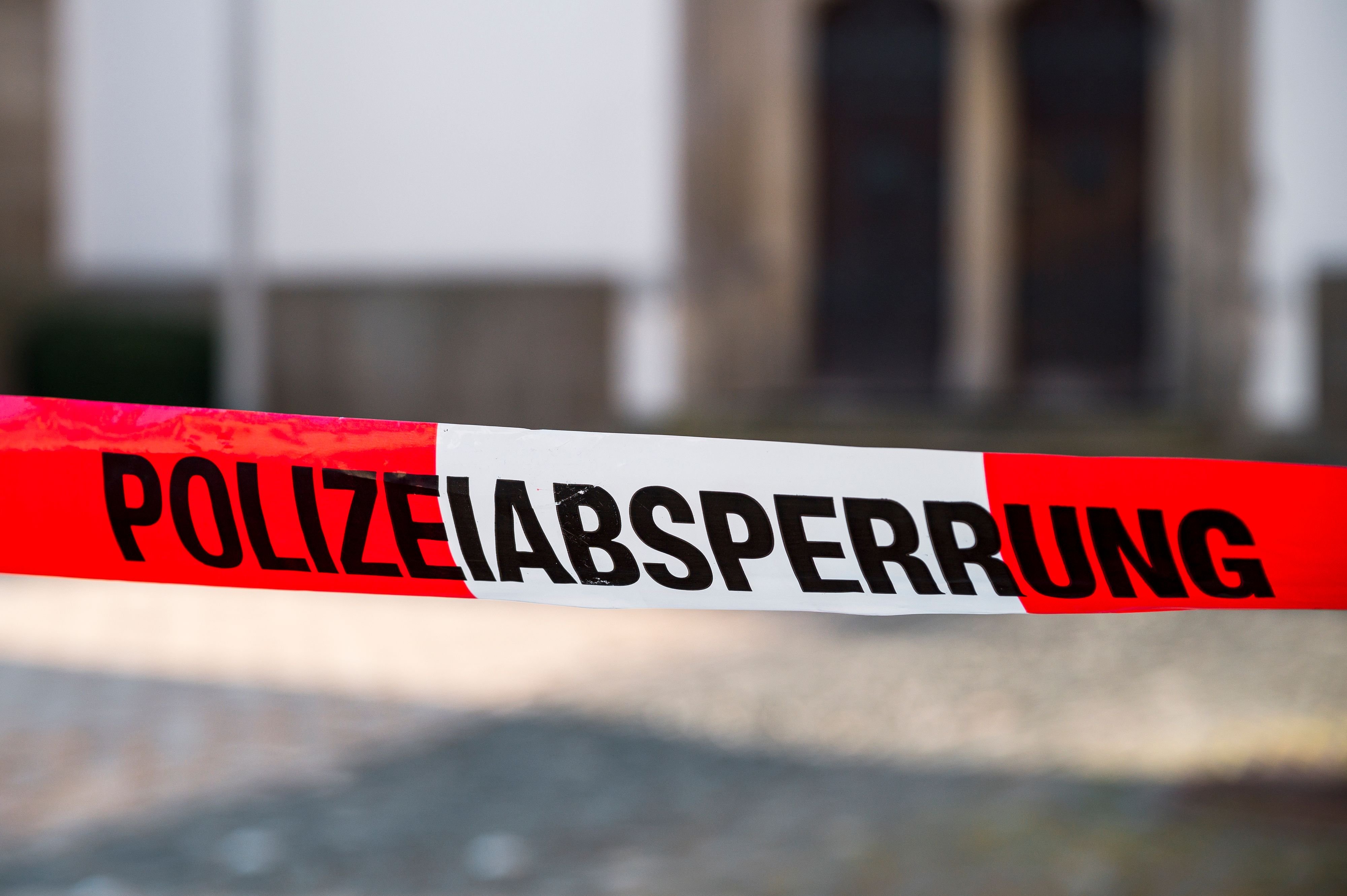 Leichen NRW: Kinder Finden Tote 19-Jährige Auf Schulhof In Recklinghausen