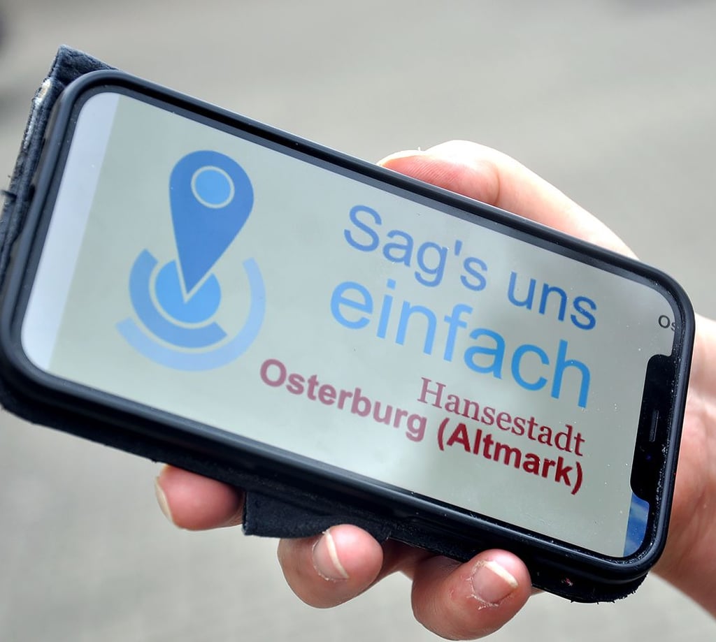 Blick auf das Online-Portal „Sag’s uns einfach“ der Stadt Osterburg.