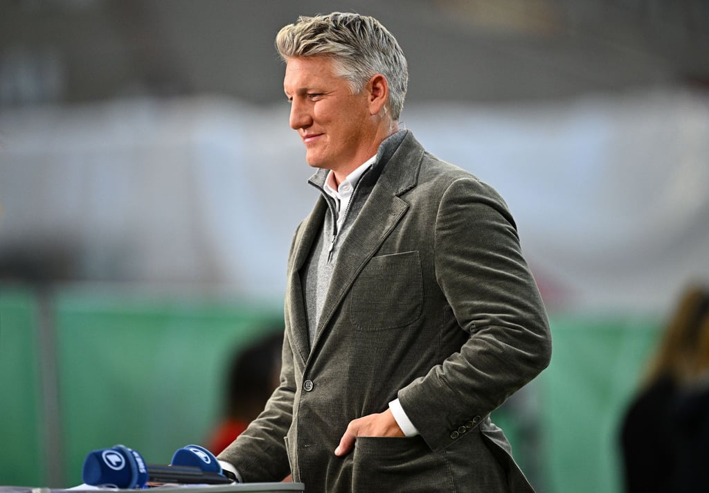 Steht Moderatorin Esther Sedlaczek als Experte zur Seite: Ex-Nationalspieler Bastian Schweinsteiger.