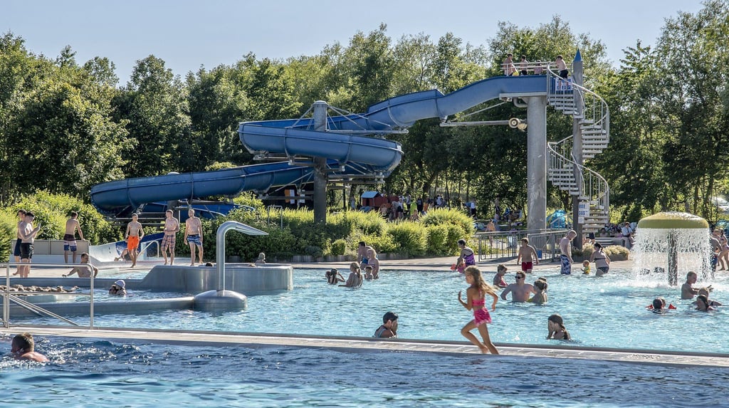 Eine der vier Kinoveranstaltungen findet im Freibad in Harzgerode statt.
