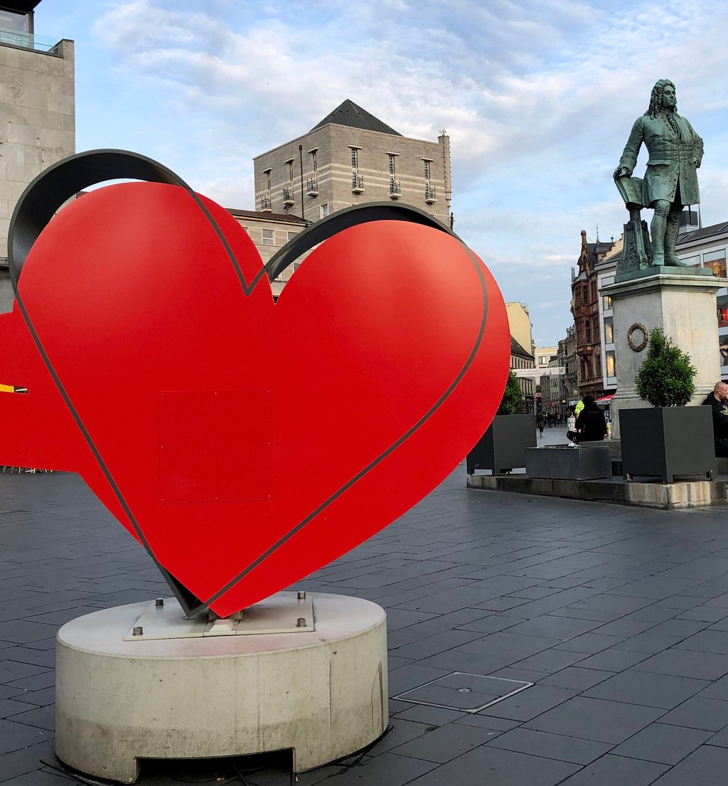 Das Herz soll als Selfie-Fotomotiv dienen.