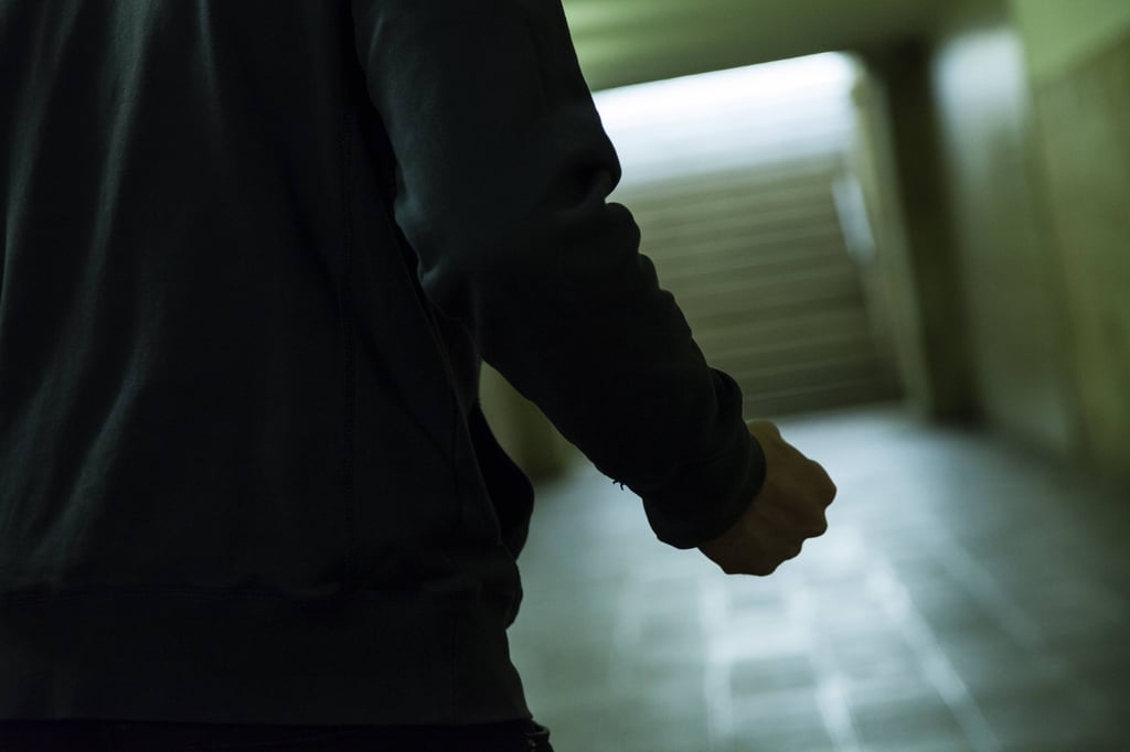 Auf einem Parkplatz in Zeitz ist ein 35-Jähriger geschlagen wurden. Nun mussten sich die beiden Täter dafür vor Gericht verantworten.