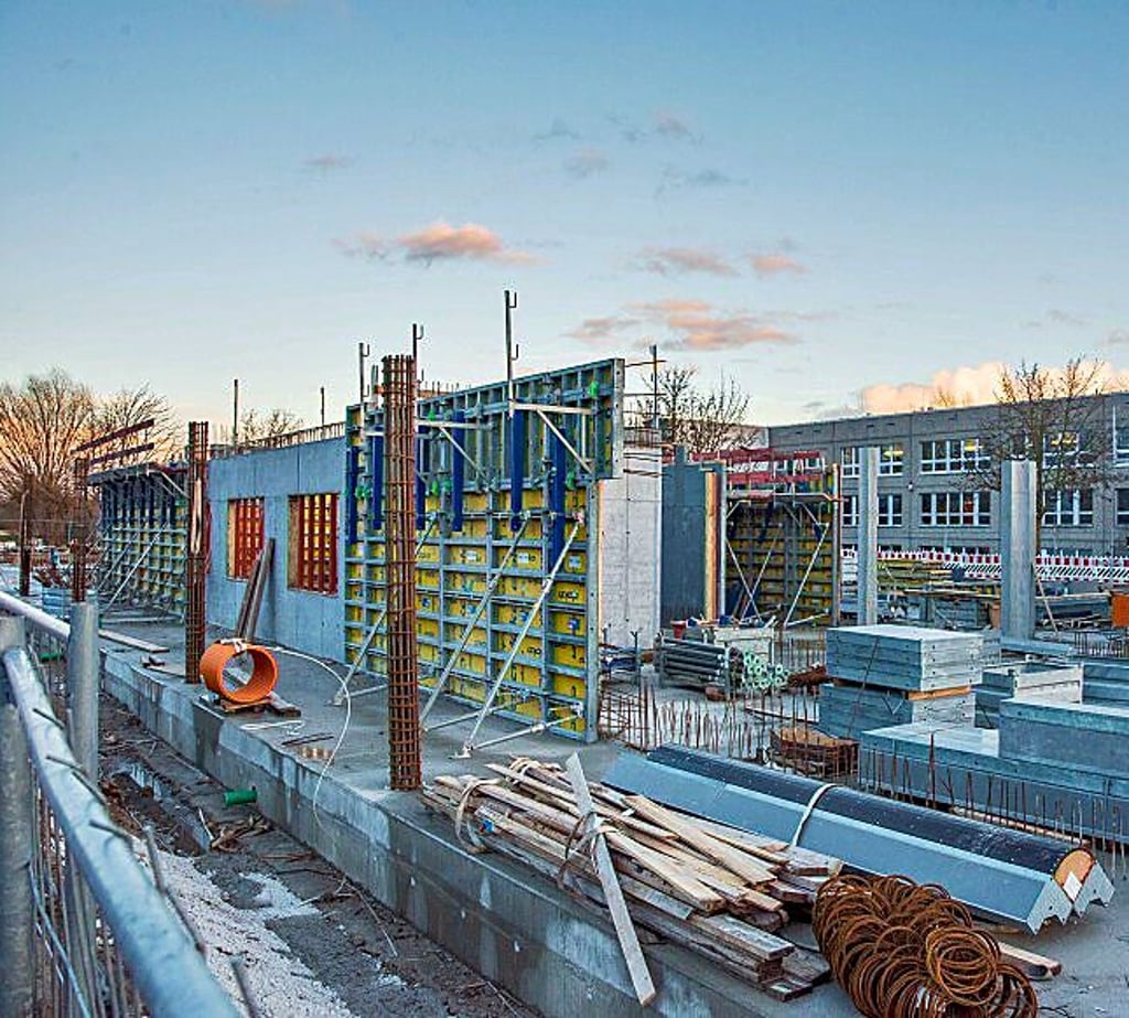 Die Arbeiten für den Ersatzneubau der Schule für Körperbehinderte in der Kreuzbergstraße gehen voran.