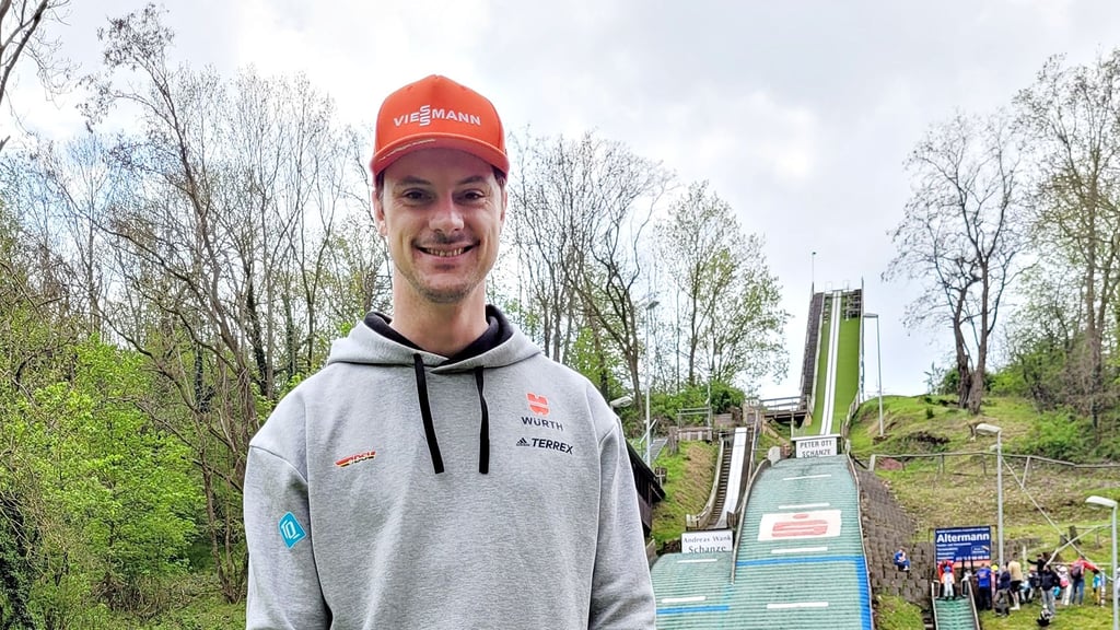 Andreas Wank besuchte Anfang Mai seine ersten Schanzen in Rothenburg. 2014 gewann der Domnitzer Olympia-Gold mit dem Team.