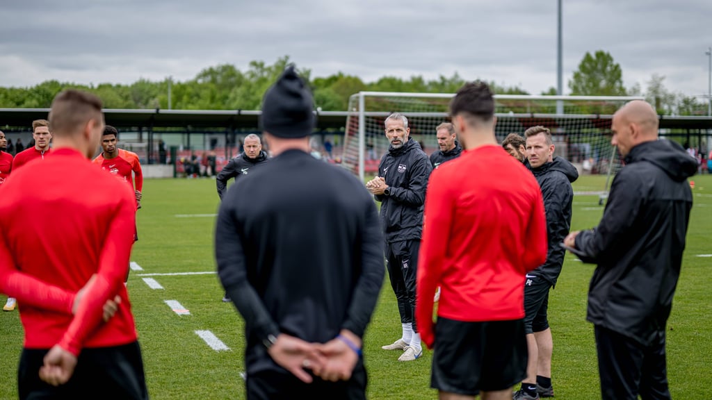 Marco Rose möchte die Spannung im Team bei RB hochhalten.