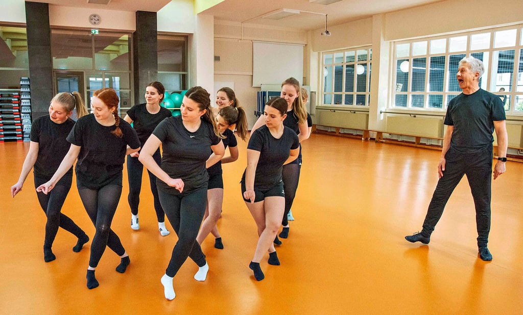 Training im Sport- und Kurshaus des Philanthropinums unter Leitung von Andreas Gruhn.
