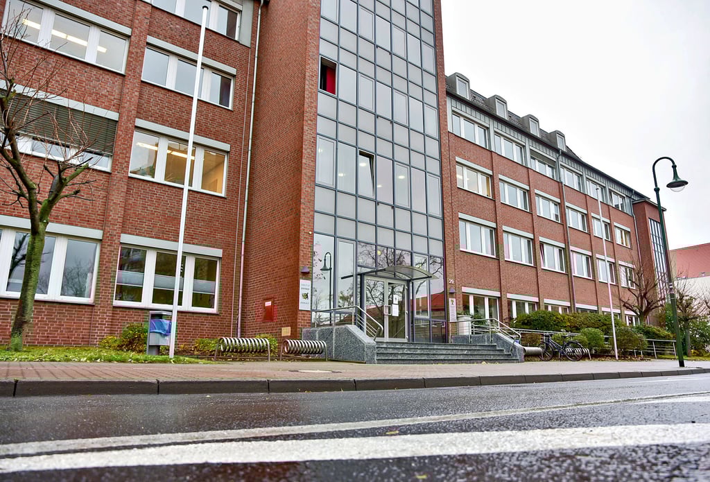 Vor dem Landgericht in Dessau wurde am Mittwoch ein Mann aus Köthen zu einer langen Gefängnisstrafe verurteilt.