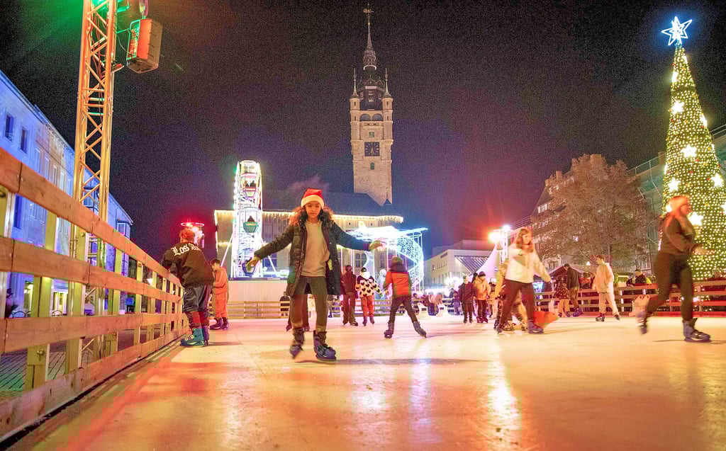 Zankapfel Eisbahn: Um die Frage, wer sie bezahlen soll, ist ein Streit ausgebrochen. Der bisherige Adventsmarkt-Betreiber weigert sich.