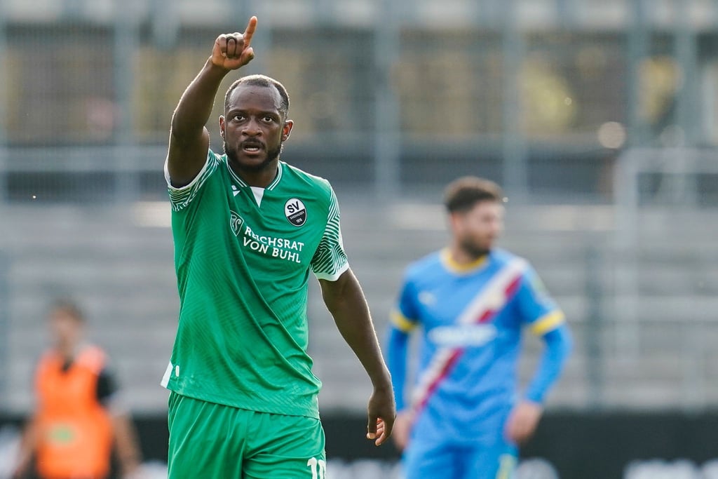 David Kinsombi Kinsombi wechselt zum SC Paderborn.