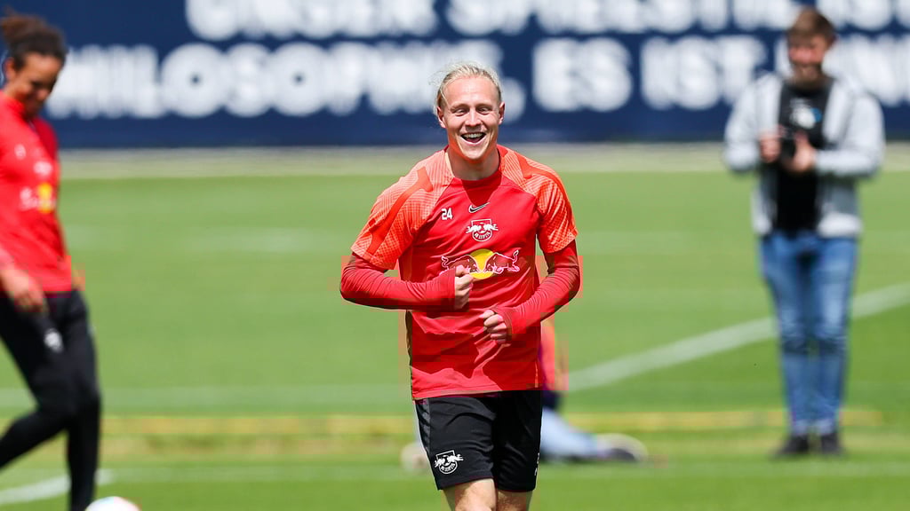 Xaver Schlager mischt wieder voll beim RB-Training mit.