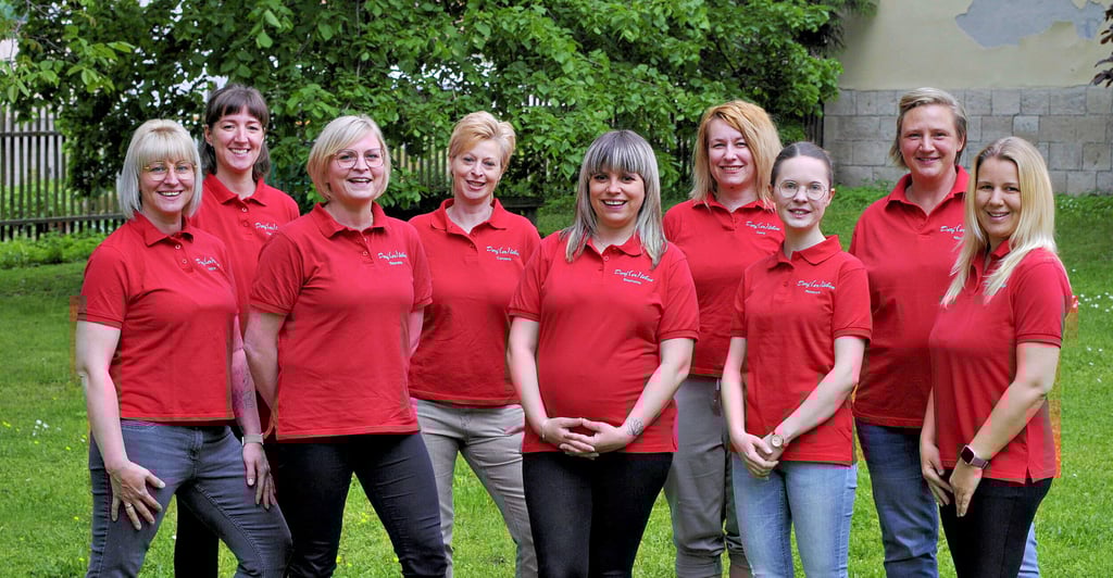 Immerhin neun der insgesamt elf Aktivistinnen von „Dorf (Er) Leben Balgstädt“ konnte unser Fotograf zum Gruppenbild versammeln.