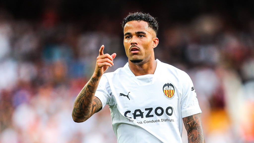 Justin Kluivert im Trikot des FC Valencia.