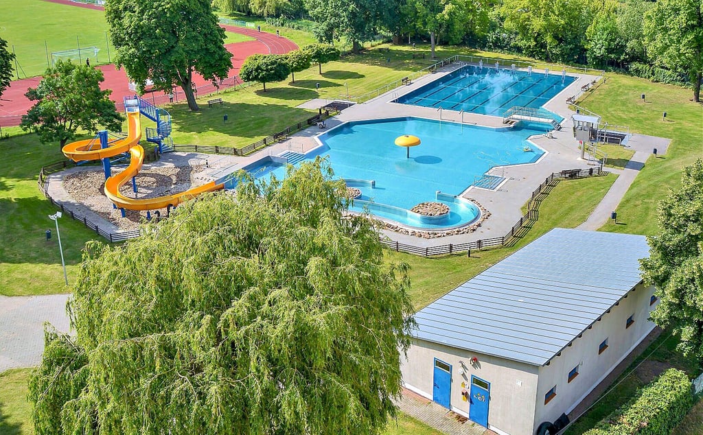 Im Rahmen des Förderprogramms „Wachstum und nachhaltige Erneuerung“ soll das Spaßbad in Wanzleben energetisch saniert werden.