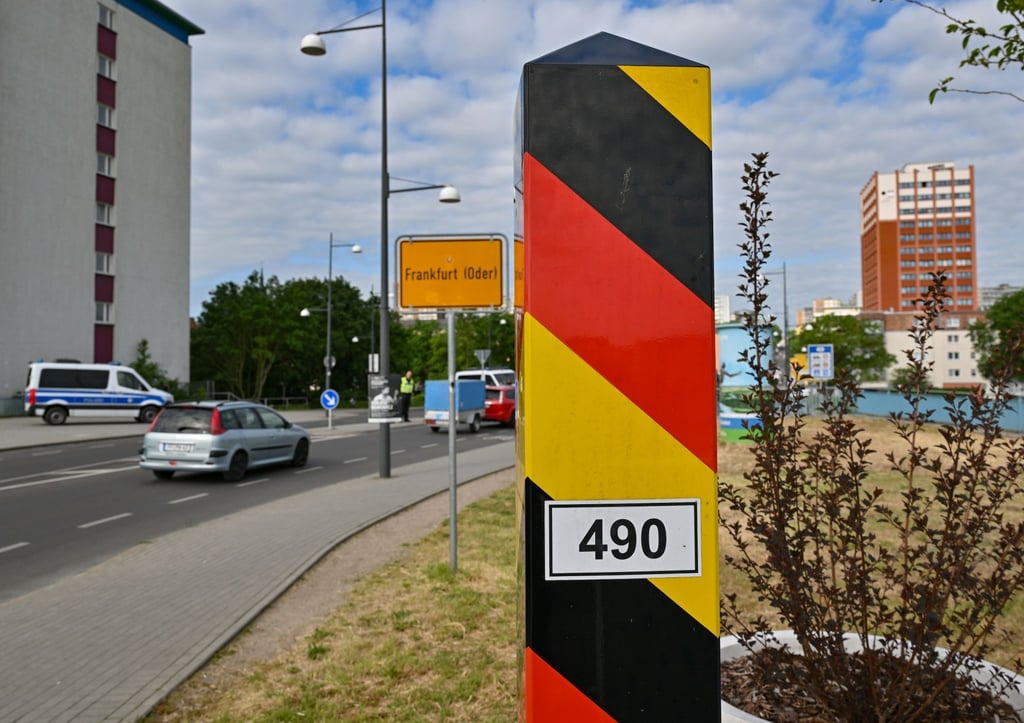 Der deutsch-polnische Grenzübergang Stadtbrücke in Frankfurt (Oder).