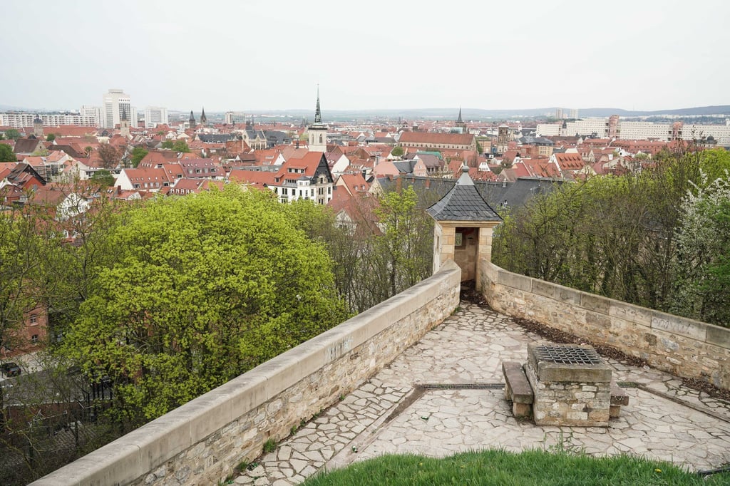 Blick von der Zitadelle aus auf die Stadt.