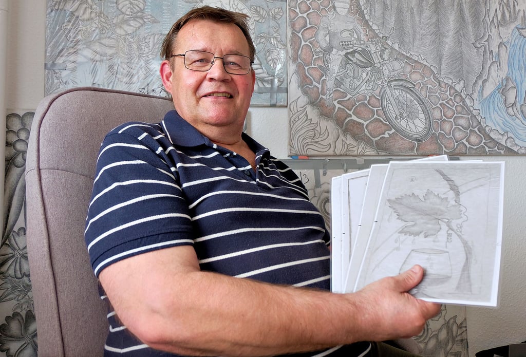 Mit diesen fünf Zeichnungen hat alles angefangen. Inzwischen hat Thomas Eckardt aus Jessen exakt 1.651 Ideen zu Papier gebracht.