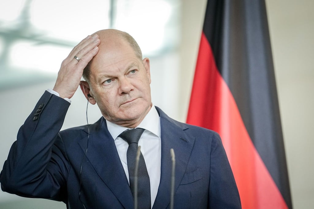 Bundeskanzler Olaf Scholz wurde bei dem Zwischenfall nicht verletzt.