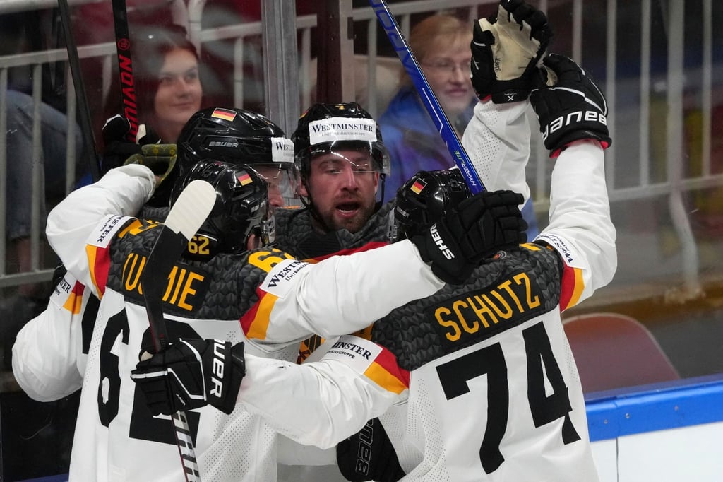 Deutschland richtet die Eishockey-Weltmeisterschaft 2027 aus.