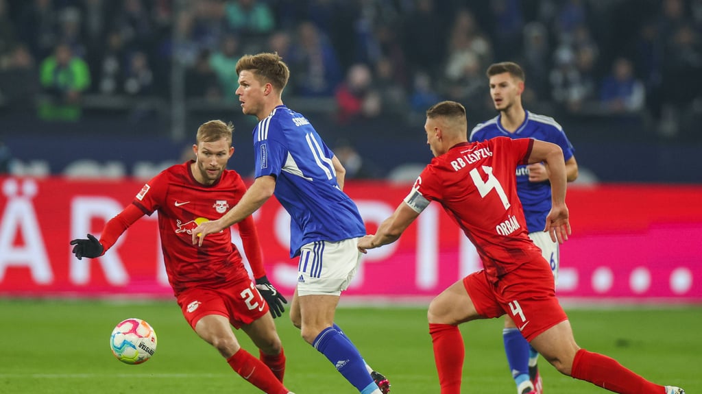 Schalke Stürmer Marius Bülter soll für S04 gegen Leipzig mit seinen Toren die Klasse halten