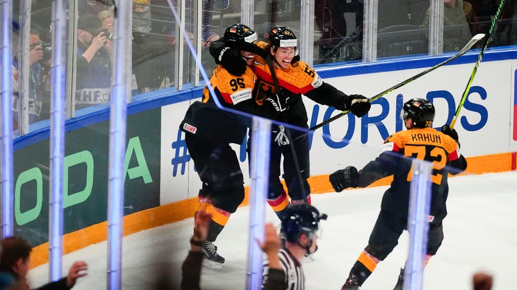 The German ice hockey team is sensational in the World Cup finals