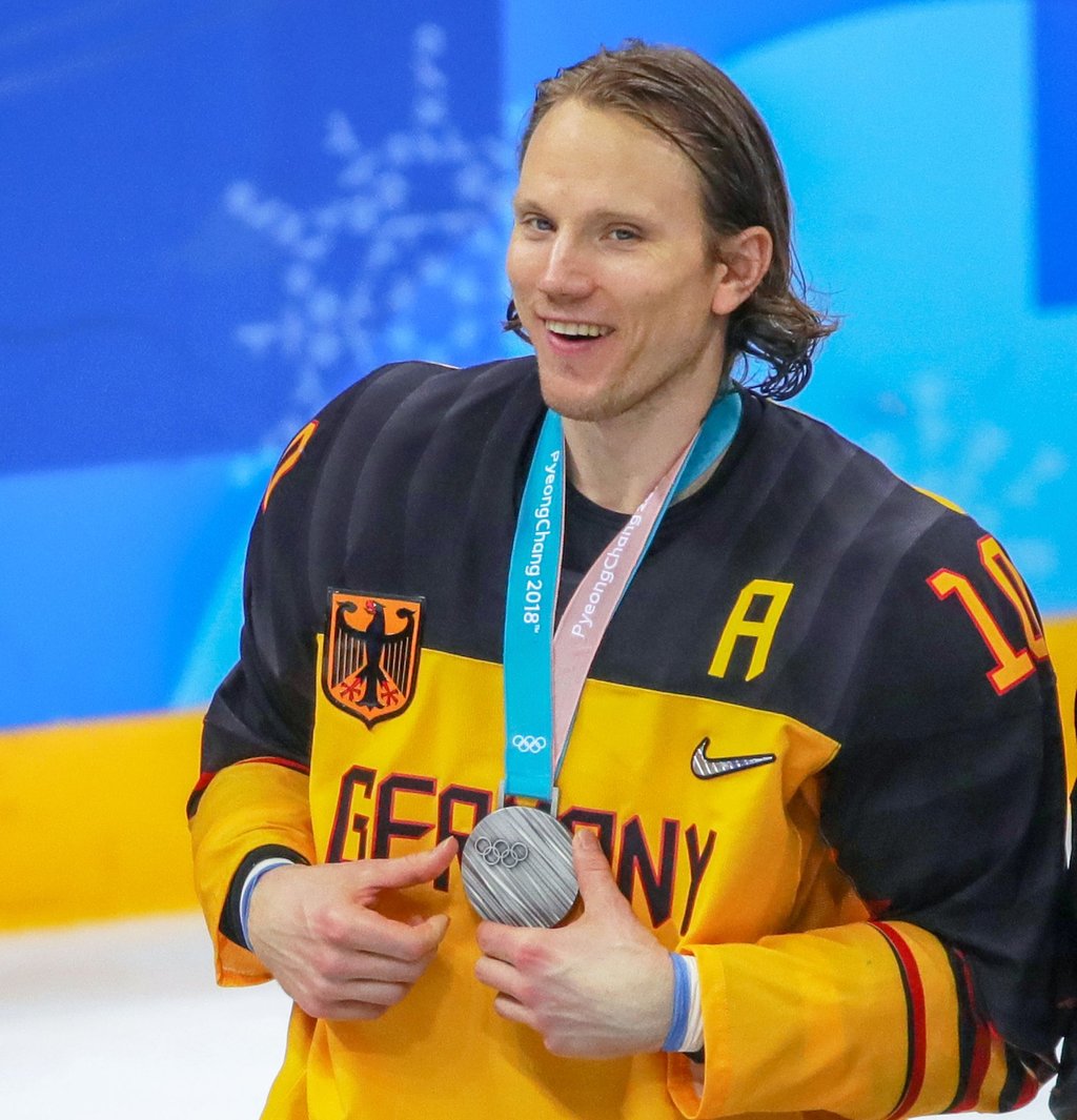 Christian Ehrhoff stand bei der Heim-WM 2010 mit der Auswahl des Deutschen Eishockey-Bunds im Halbfinale.