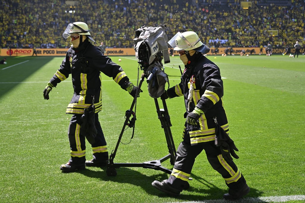 Ein Bienenschwarm sorgte im BVB-Stadion für einen Einsatz der Feuerwehr.