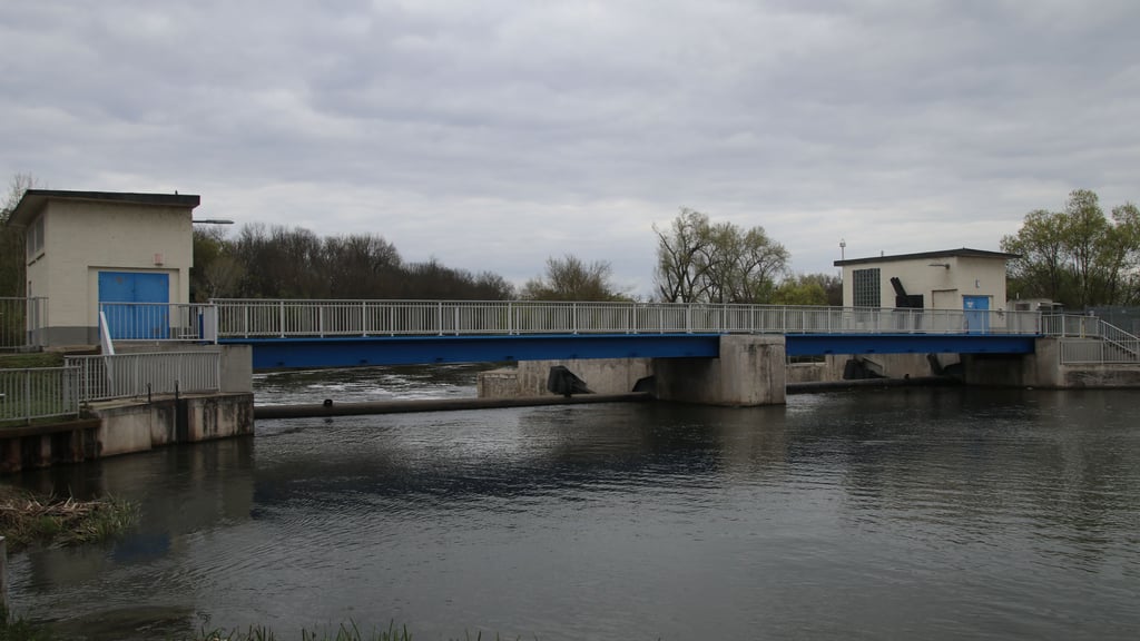 Die Saaleschleuse in Planena kann derzeit nur zweimal pro Woche passiert werden - und das aber auch nur sehr eingeschränkt.