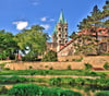 Im Dom und im Domgarten in Naumburg steht das erste Juni-Wochenende ganz im Zeichen der Tage der Parks und Gärten sowie des Welterbe-Tags.  
