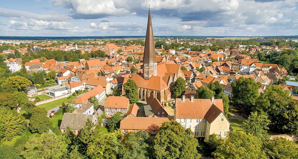 Die alte Hansestadt Salzwedel im Altmarkkreis: Dort ist wohnen vergleichsweise günstig möglich.