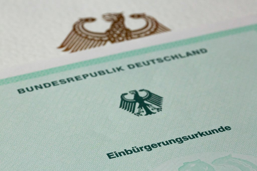 Im vergangenen Jahr war die Zahl der Einbürgerungen so hoch wie seit 20 Jahren nicht mehr.