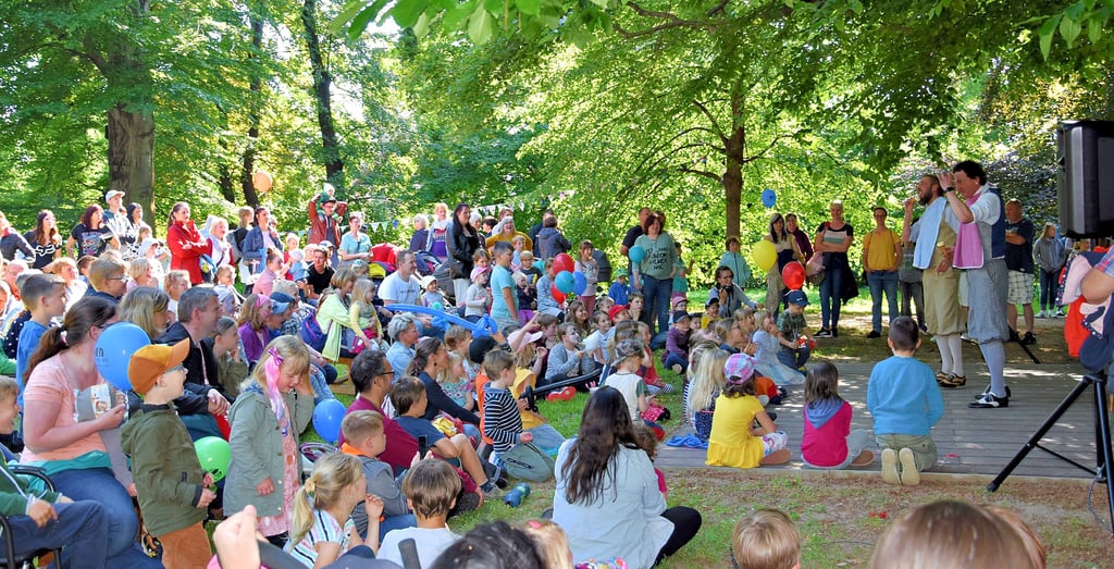 Der Kindertag wurde auch 2022 im Rossnerpark im Schlosspark Moritzburg Zeitz ganz groß gefeiert. Am 1. Juni ist es nun wieder soweit.