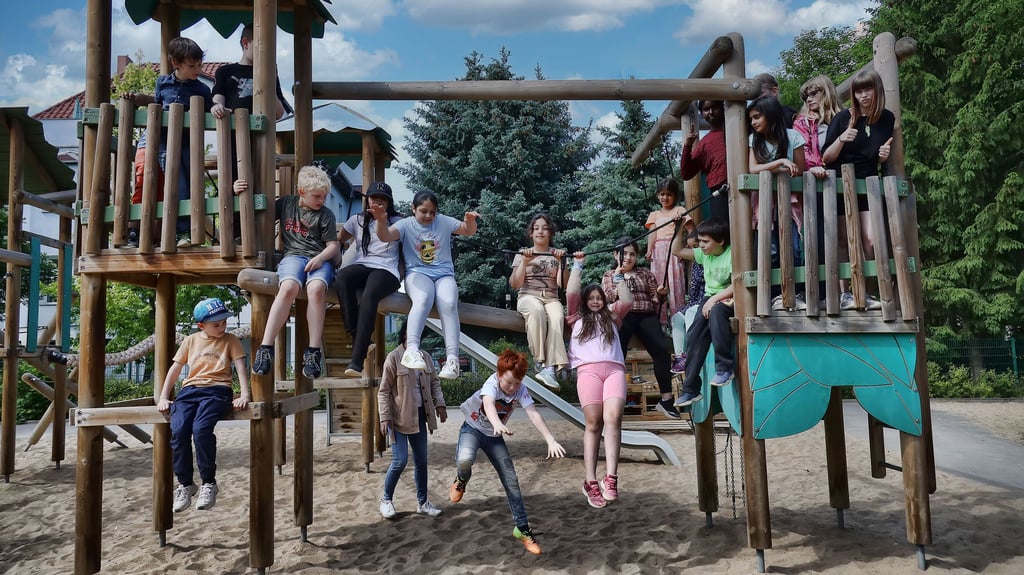 Die Mädchen und Jungen fühlen sich im Kinderhaus Sternschnuppe richtig wohl.