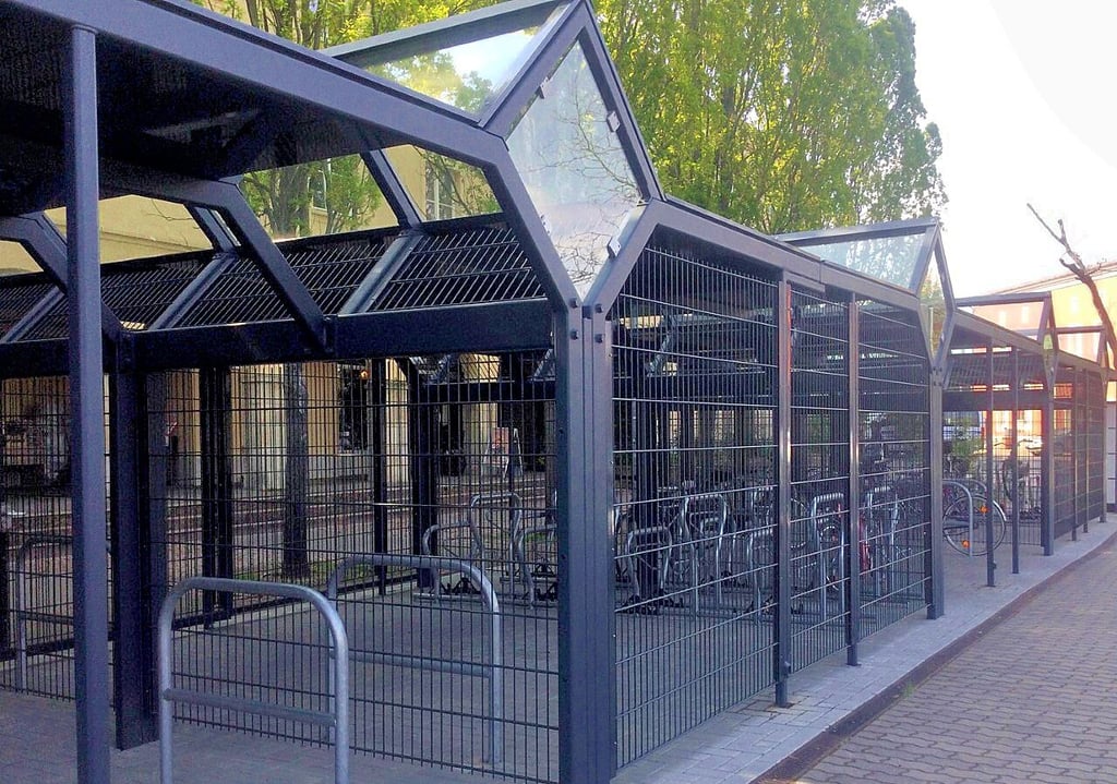 Die Radboxen am Hauptbahnhof in Dessau sind noch ungenutzt.