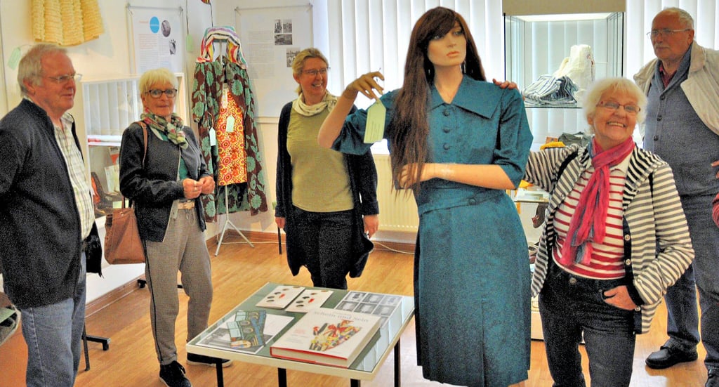 Die Stadtsenioren besuchten die neue Schau im Kreismuseum.